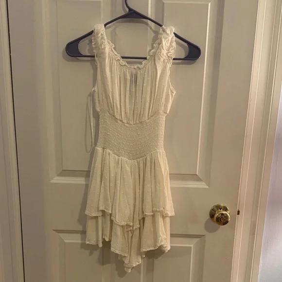 White Ruffled Romper - Picture 2 of 2